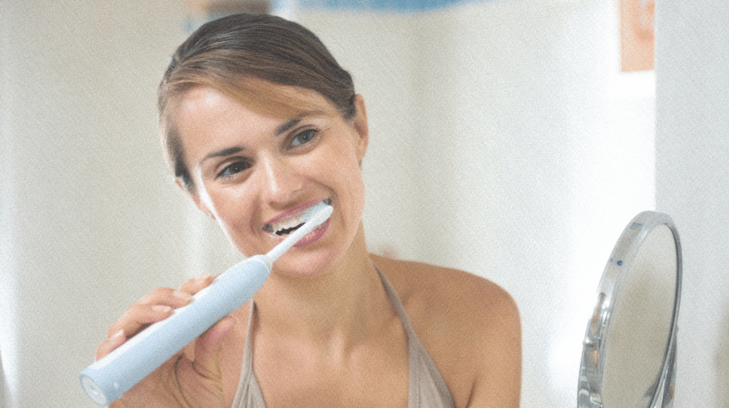 Les avantages sanitaires d’une brosse à dents électrique