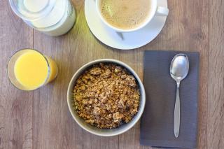 Lait d'avoine ou lait d'amande bio : lequel choisir ?